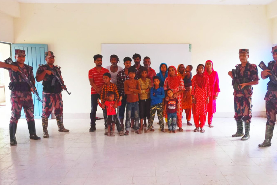 BSF pushes 31 people, including 14 Rohingyas into Sylhet