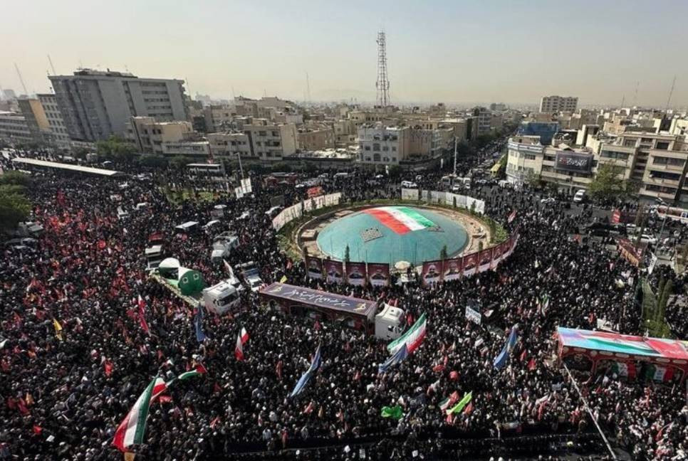 Iran holds historic farewell ceremony for martyred people