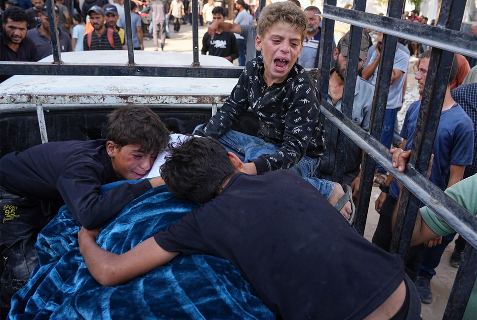 72 killed in Gaza, including hungry Palestinians waiting for food