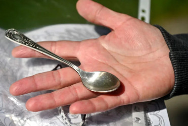 Spoon removed from Chinese man’s intestine after 6 months