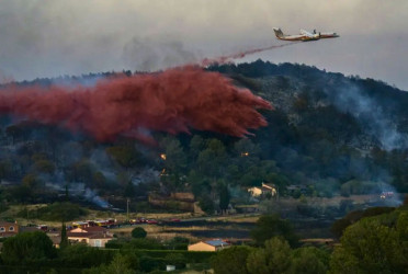 Fires erupt in France, Turkey as heatwave grips southern Europe