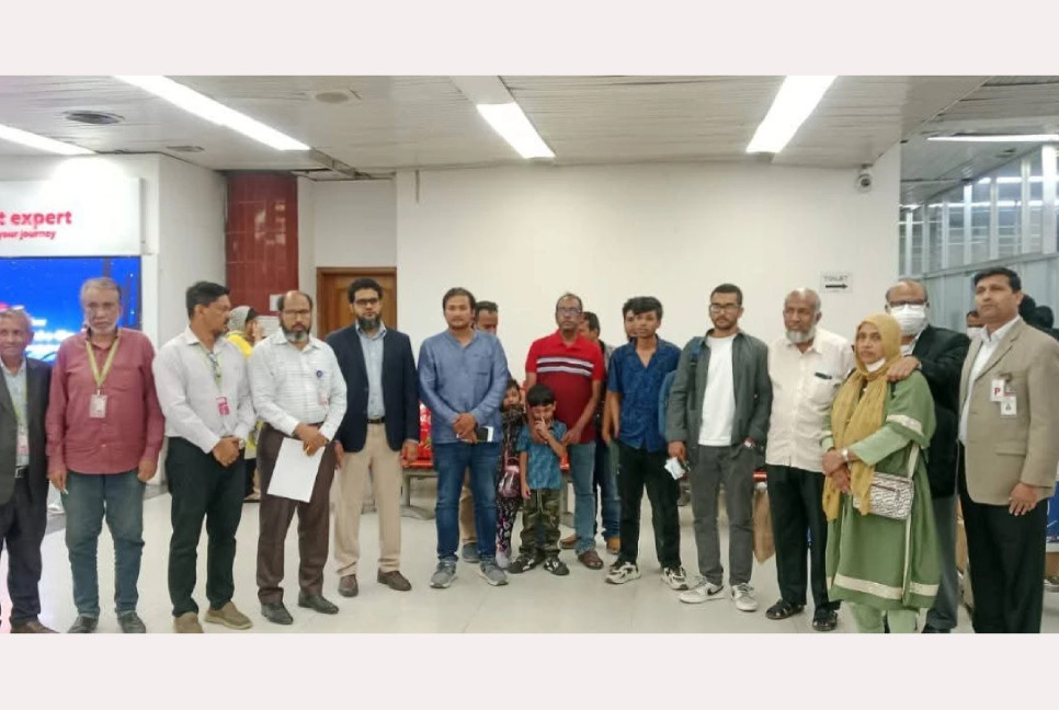 28 Bangladeshis return home from Iran in first phase