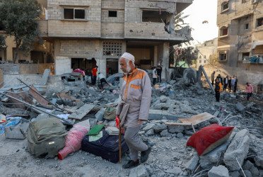 More than 30 Palestinians killed in Israeli strikes since dawn