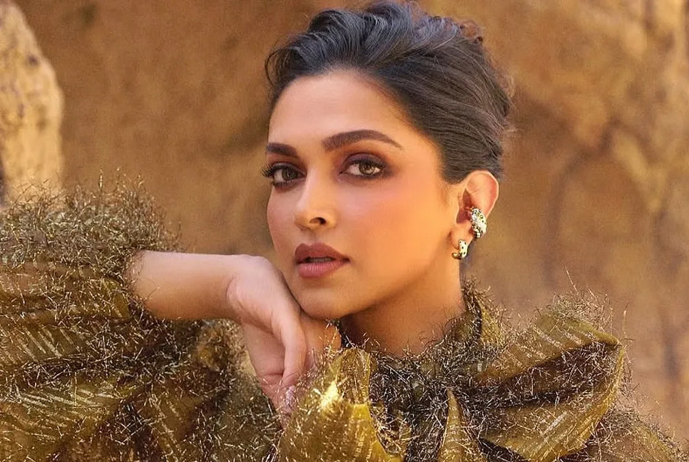 Deepika becomes first Indian actress to receive star on Hollywood Walk of Fame
