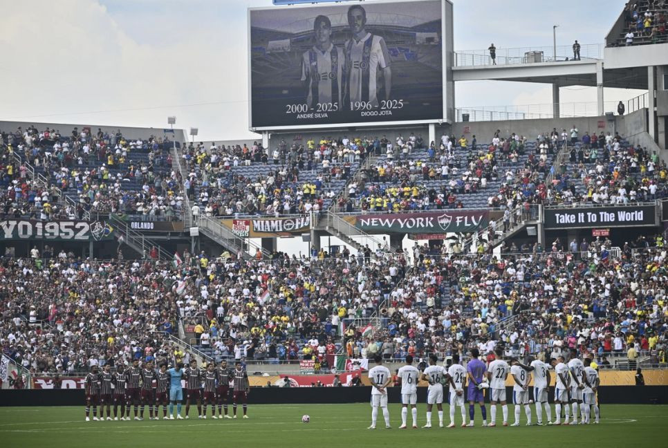 FIFA honors Diogo Jota and brother before Club World Cup matches