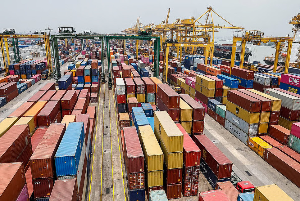 Dry Dock authorities to take over operations of Ctg port’s NCT