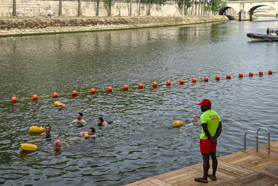 Paris reopens Seine River for public swimming
