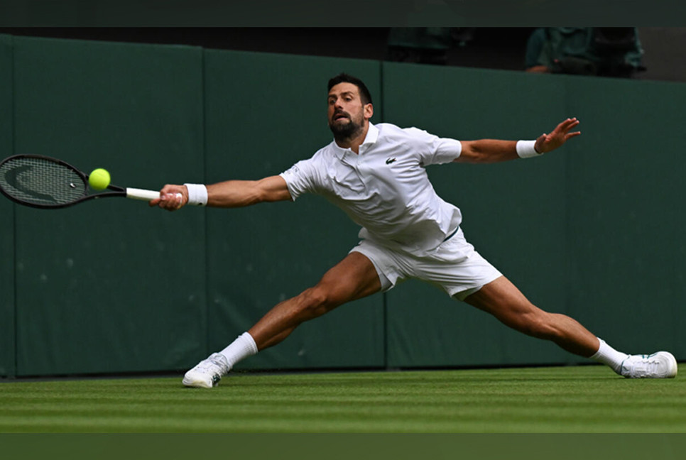 Djokovic 100 not out, into fourth round at Wimbledon