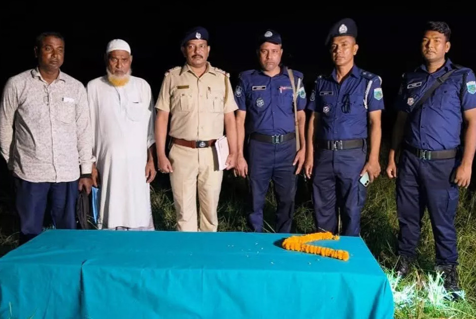 BSF returns body of Bangladeshi after flag meet