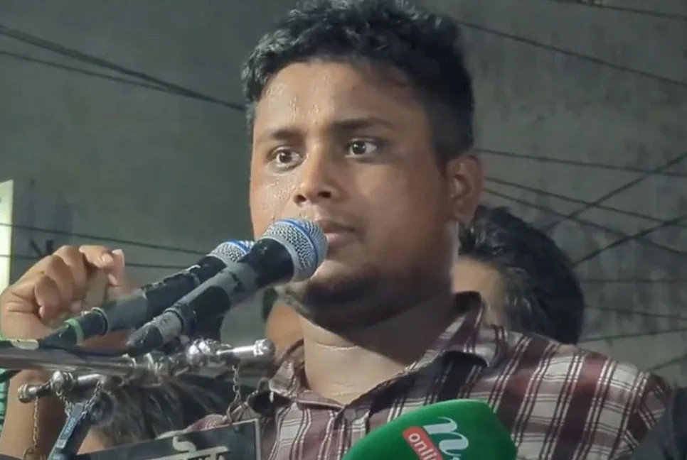 Hasnat Abdullah threatens journalists