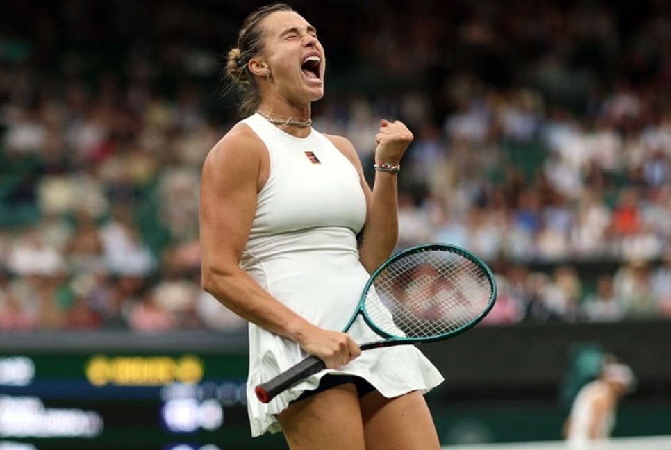 Sabalenka powers into Wimbledon quarter-finals