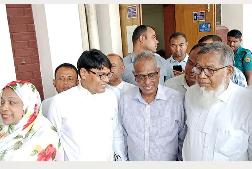 Hanif Paribahan owner acquitted in ACC case