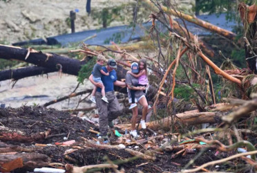 Texas flash flood kills 82, including 28 children; 41 still missing