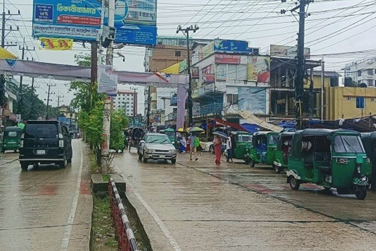 Indefinite transport strike paralyses Sylhet over six-point demand