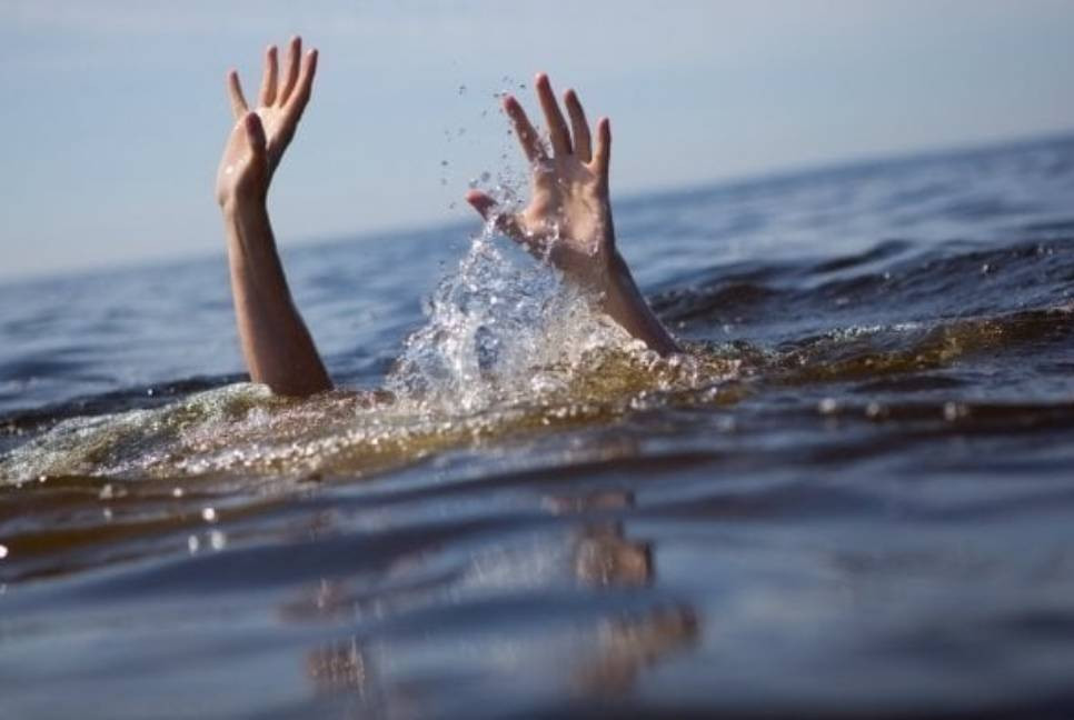 CU student drowns in Bay, 2 others missing