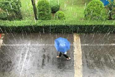 Moderately to heavy rain falls forecast in four division