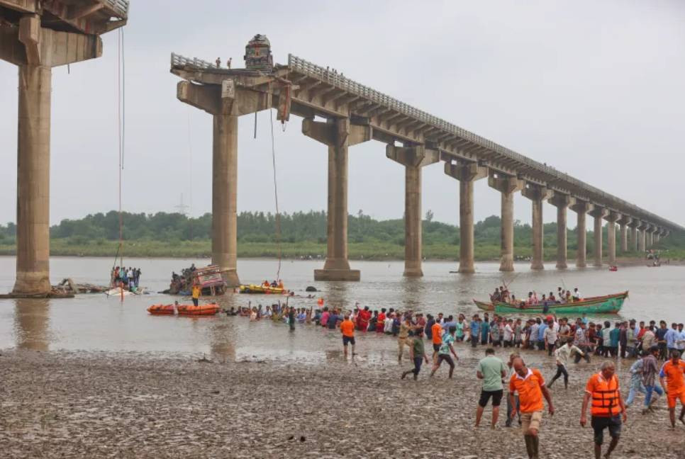 Bridge collapse in India’s Gujarat kills nine