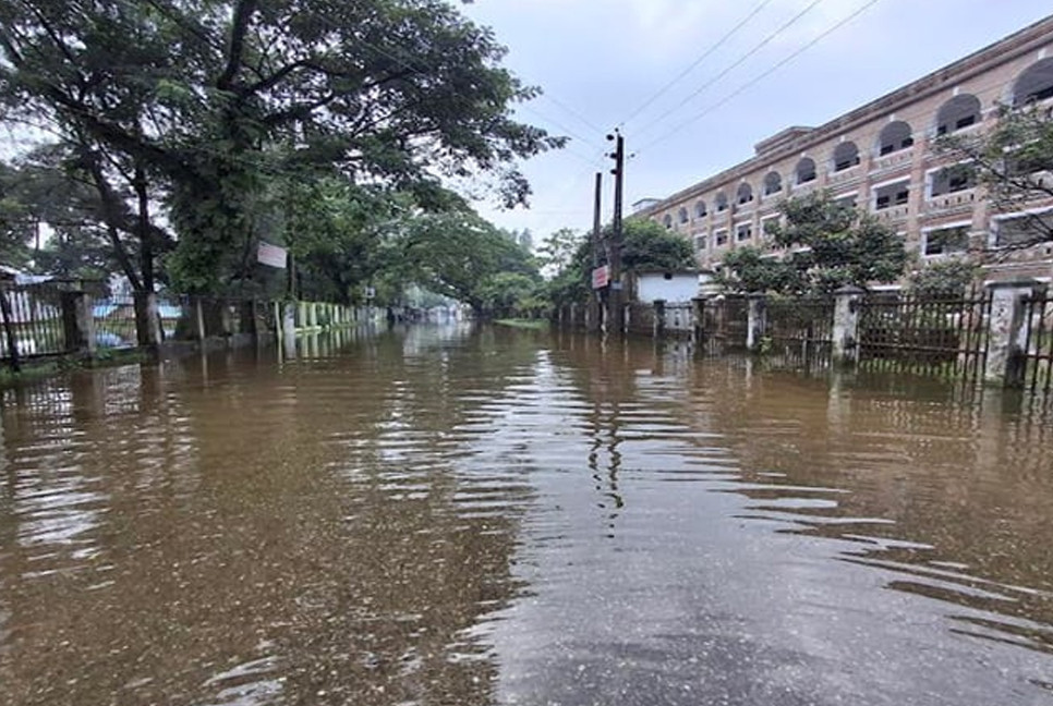 Over 41,000 families stranded due to Noakhali flood