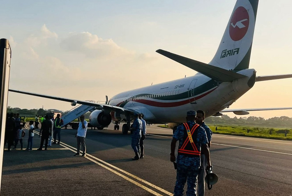 No explosive found following bomb threat on Biman aircraft