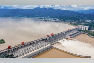 Chinese dam a ticking bomb, says Arunachal CM