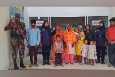 BSF pushes 10 people in Bangladesh
