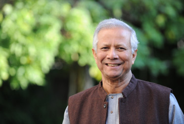 Prof Yunus sends Modi mangoes in a sweet gesture of goodwill