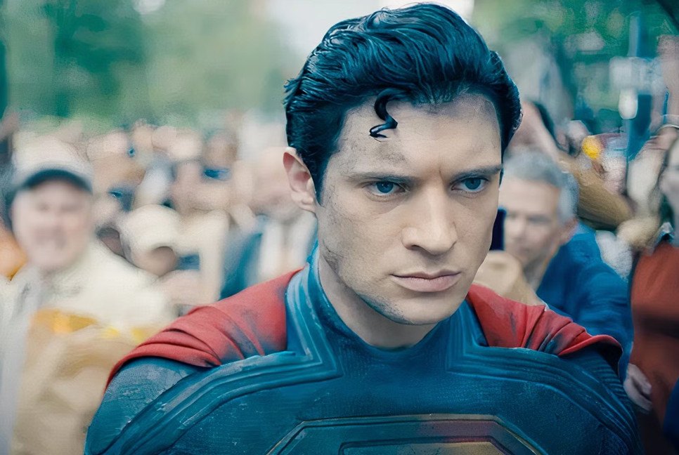 'Superman' soars to top of North American box office