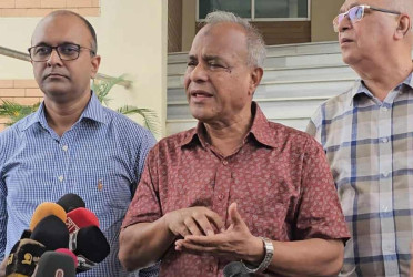 ‘Not carriers, but godfathers involved in drug dealings should be held’