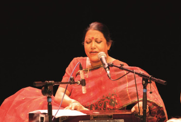 Legendary singer Farida Parveen moved to cabin