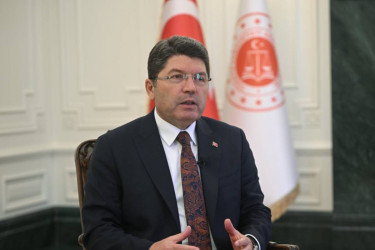 Turkiye left alone in fight against FETO, says justice minister