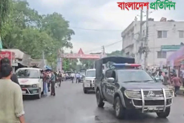 Banned Chhatra League, AL attack NCP motorcade in Gopalganj