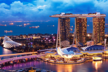 Singapore tops global luxury list; London surpasses Hong Kong