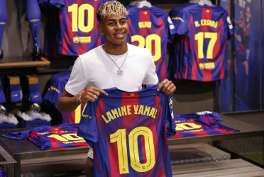 Lamine Yamal to wear Barcelona’s iconic No. 10 jersey next season