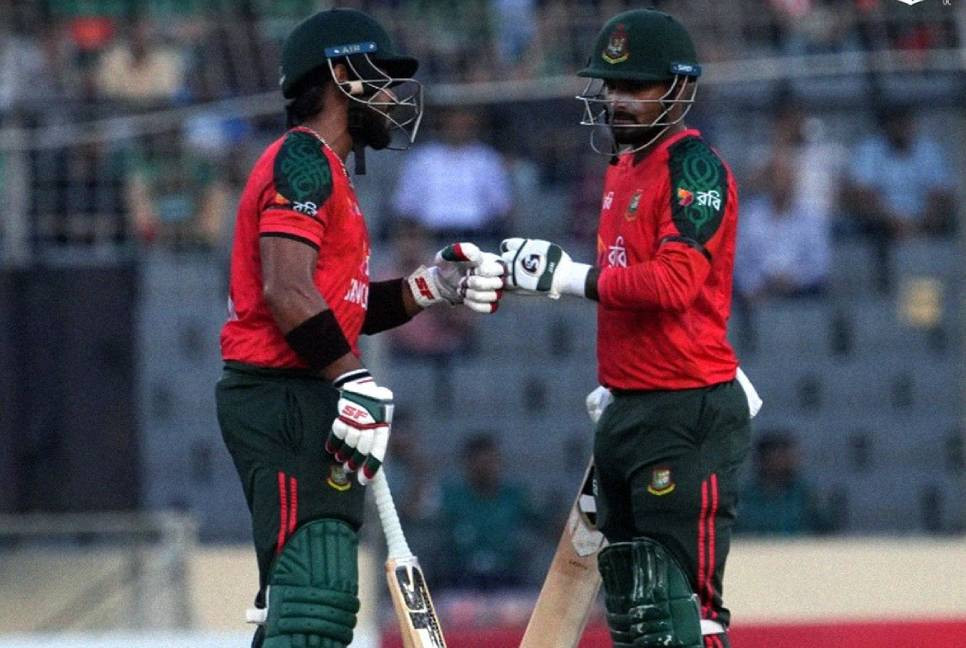 Jaker Ali’s half-century takes Tigers to 133