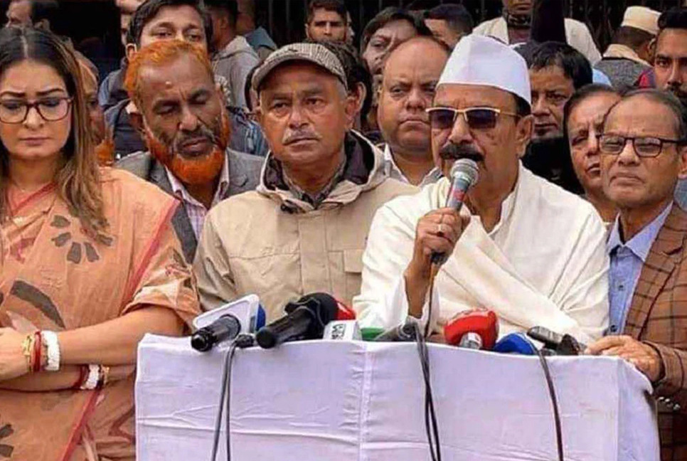 If elections delayed, crisis will increase, govt will be questioned: Gayeshwar