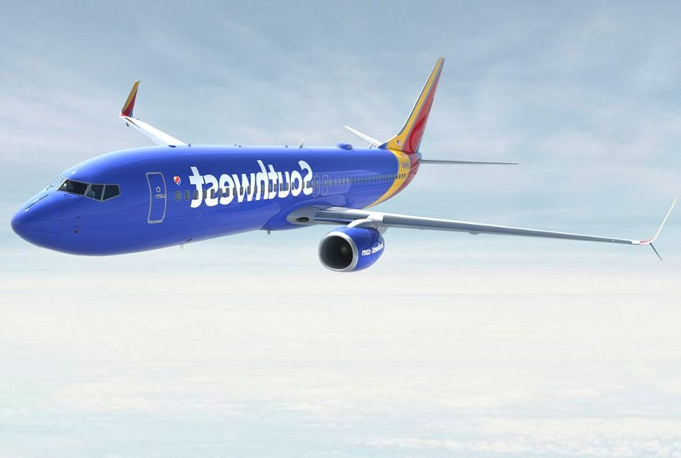 US passenger plane plunges mid-air to avoid collision
