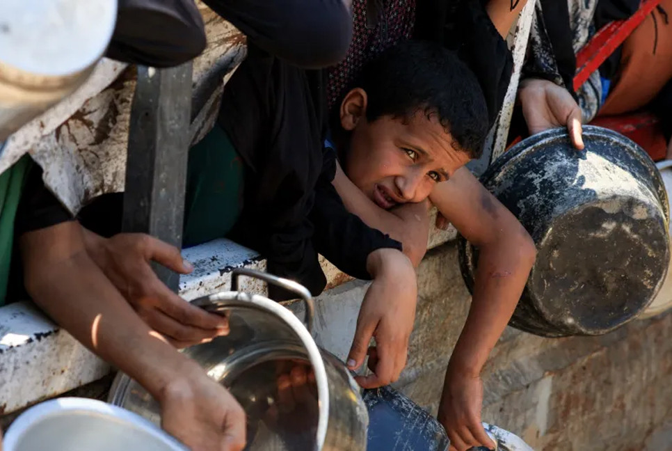Israeli attacks, forced starvation kill more than 70 Palestinians