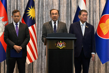 Thailand and Cambodia agree to 'unconditional' ceasefire
