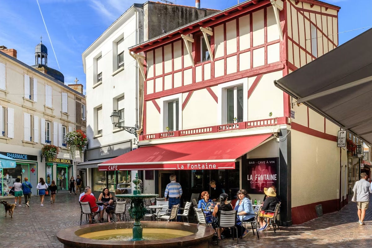 French resort town cracks down on ‘half-naked’ tourists