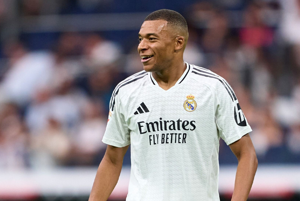 Mbappé takes number 10 at Real Madrid