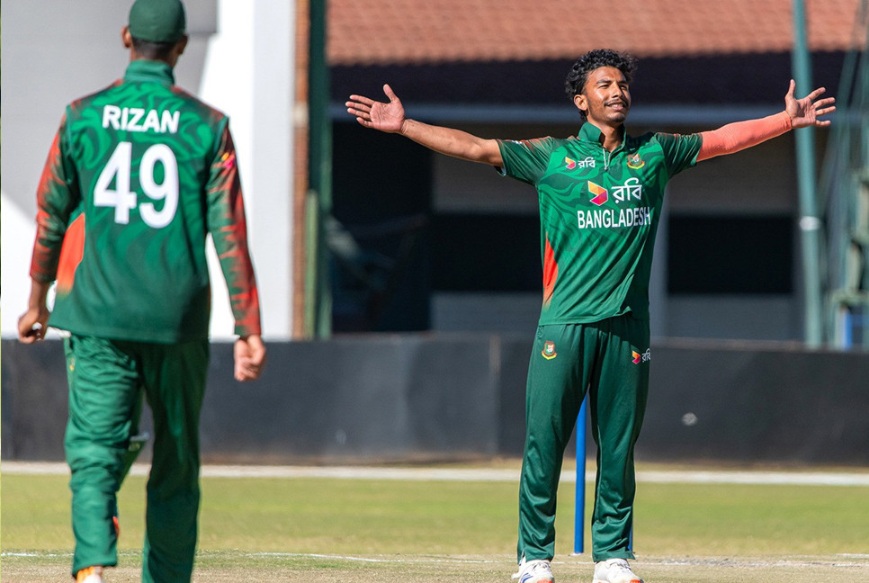 Bangladesh U-19 qualify for tri-nation final after thrashing Zimbabwe