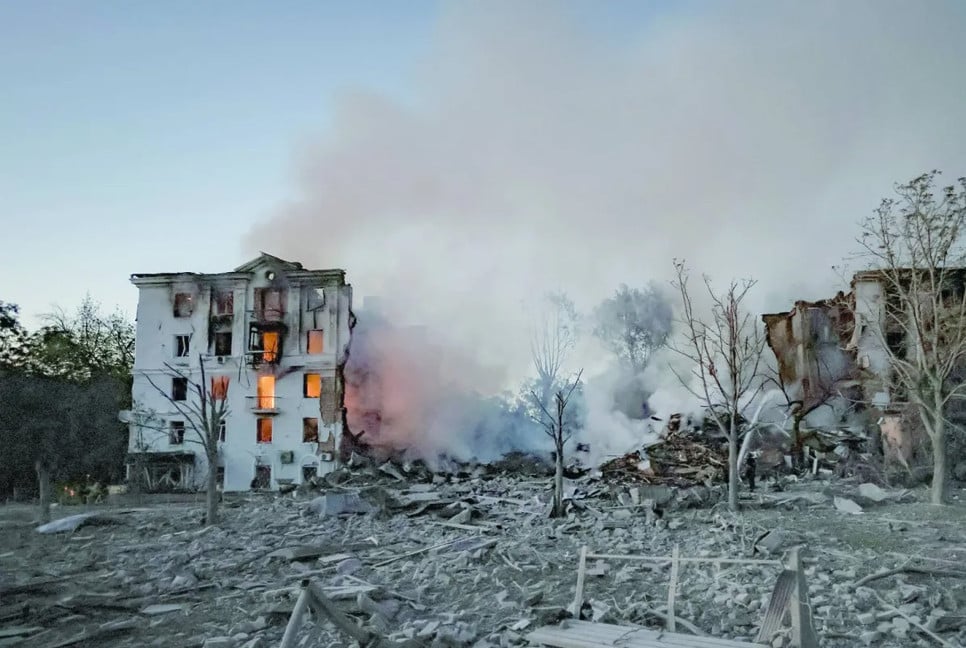 3 people die in overnight Ukrainian drone strikes on Russia