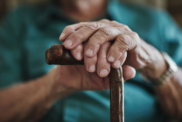 Study pinpoints the age when the body begins ageing rapidly