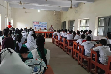 Bashundhara Shuvosangho holds Dengue awareness campaign in Manikganj