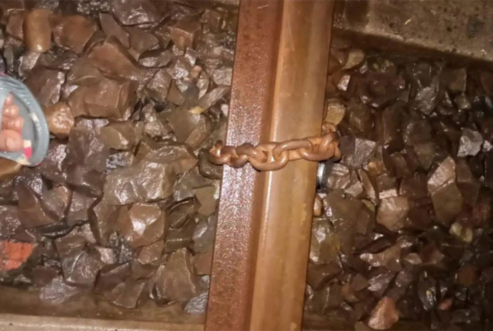 Sabotage attempt in Natore: Railway line locked with chains