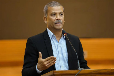 Hasina didn’t understand the concept of state: Asif Nazrul