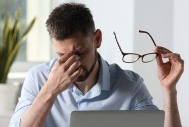 Time for new glasses: Signs you need an eye test