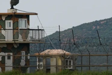 North Korea starts to dismantle border loudspeakers