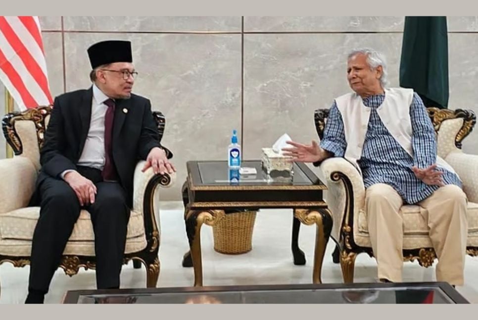 Yunus to meet Malaysian PM Tuesday to boost sectoral cooperation