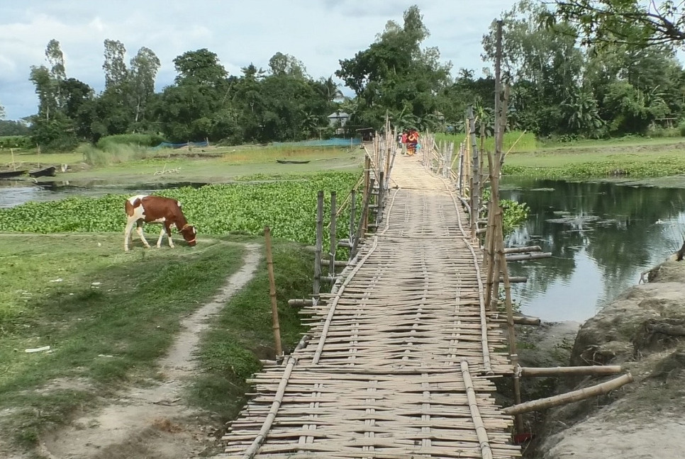 Half a lakh people held hostage by Kurigram’s broken promise of a bridge